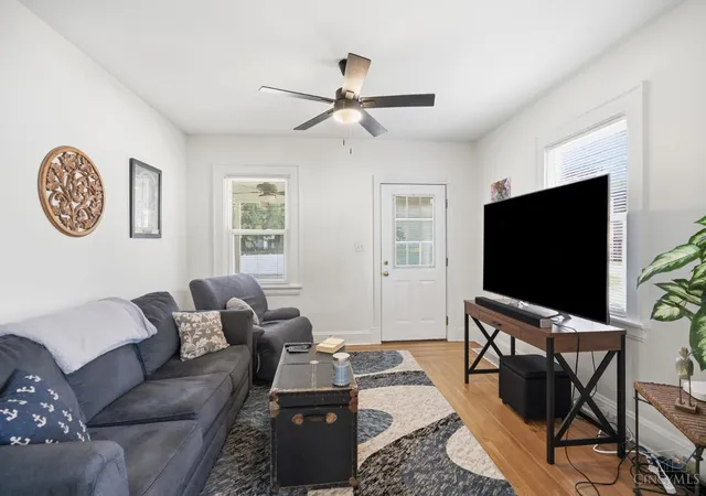 Photo 3 of Sale Pending at 2874 Wasson Rd, Cincinnati, OH 45209 | MLS# 1891104 | Listing updated on 2026-09-06