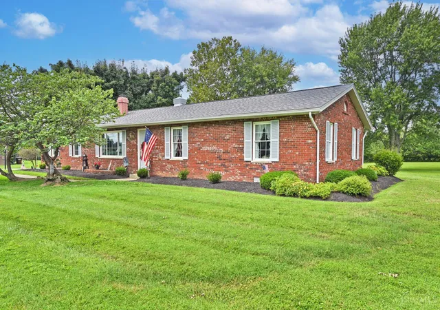 2nd image of 913 Hopewell Rd, Franklin Twp, OH 45120 | MLS# 1891150