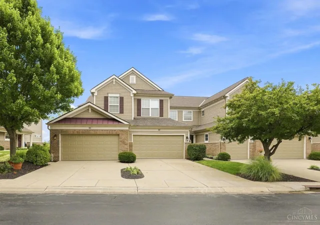 Photo 1 of Condo for sale at 7886 Brg Point Dr, Green Twp, OH 45248 | MLS# 1890581 | Listing updated on 2026-09-10