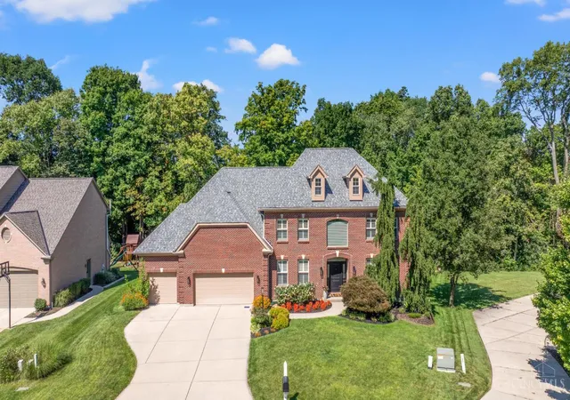 Photo 1 of Sale Pending at 2077 Anderson Cvs Ln, Anderson Twp, OH 45244 | MLS# 1891147 | Listing updated on 2026-08-23