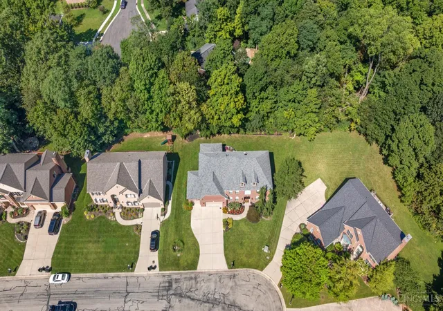 Photo 2 of Sale Pending at 2077 Anderson Cvs Ln, Anderson Twp, OH 45244 | MLS# 1891147 | Listing updated on 2026-08-23