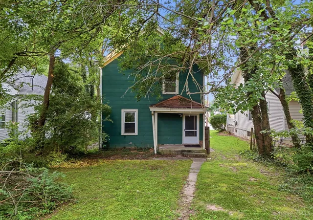 Photo 3 of Single family home for sale at 6014 Bramble Ave, Cincinnati, OH 45227 | MLS# 1890802 | Listing updated on 2026-10-01