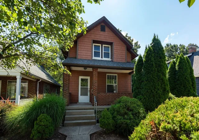 Photo 1 of Sale Pending at 3856 Mt Vernon Ave, Cincinnati, OH 45209 | MLS# 1890992 | Listing updated on 2026-08-22