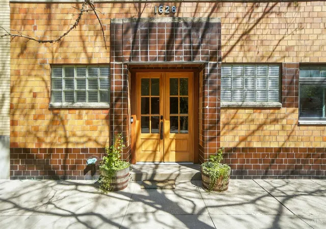 Photo 3 of Sale Pending at 1628 Central Pkwy, Cincinnati, OH 45202 | MLS# 1891183 | Listing updated on 2026-09-01