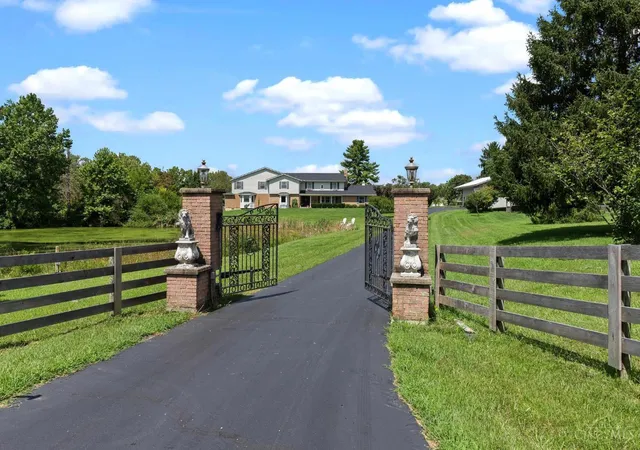 2nd image of 286 Berlin Rd, Union Twp, OH 45177 | MLS# 1891134