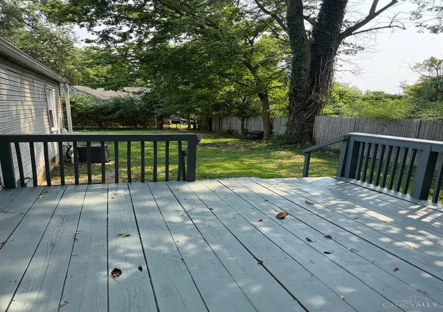 Photo 3 of Single family home for sale at 9785 Winton Hills Ln, Springfield Twp., OH 45215 | MLS# 1891168 | Listing updated on 2026-08-21