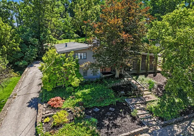 2nd image of 1138 Cryer Ave, Cincinnati, OH 45208 | MLS# 1891137