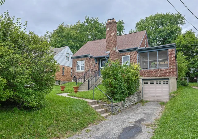 Photo 2 of Sale Pending at 4712 Basil Ln, Delhi Twp, OH 45238 | MLS# 1891197 | Listing updated on 2026-08-26