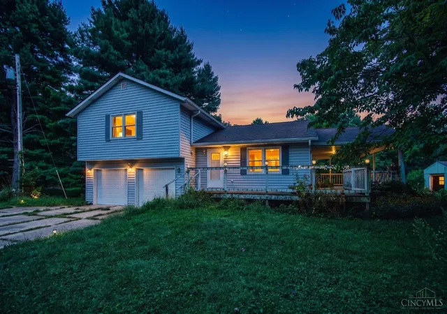 Photo 4 of Sale Pending at 3132 Greentree Rd, Turtle Creek Twp, OH 45036 | MLS# 1891220 | Listing updated on 2026-08-27