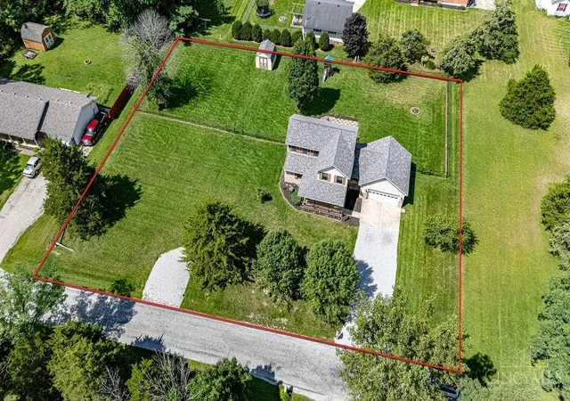 Photo 3 of Single family home for sale at 817 Old Norse Dr, Lakengren, OH 45320 | MLS# 1891062 | Listing updated on 2026-10-01