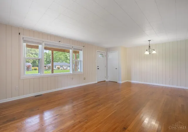 Photo 3 of Single family home for sale at 1895 Ryan Rd, Clearcreek Twp., OH 45066 | MLS# 1891105 | Listing updated on 2026-10-19