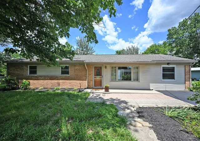 1st image of 1102 Heatherstone Wy, Miami Twp, OH 45150 | MLS# 1891294