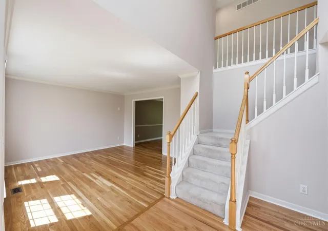 Photo 4 of Single family home for sale at 4050 Fox Hollow Ct, Deerfield Twp., OH 45040 | MLS# 1890647 | Listing updated on 2026-10-05