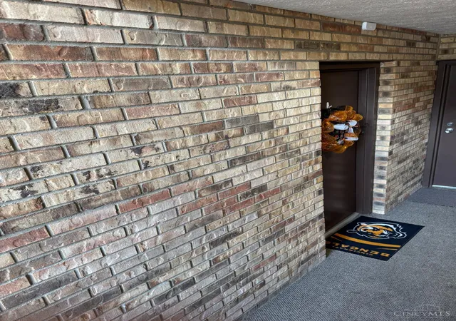 Photo 2 of Sale Pending at 7233 Creekview Dr #1, Colerain Twp, OH 45247 | MLS# 1891281 | Listing updated on 2026-08-26