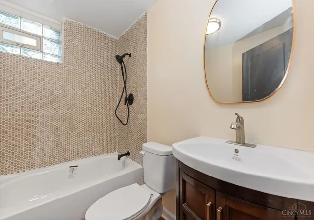 Photo 33 of Sale Pending at 5018 Ravenna St, Cincinnati, OH 45227 | MLS# 1891016 | Listing updated on 2026-09-29