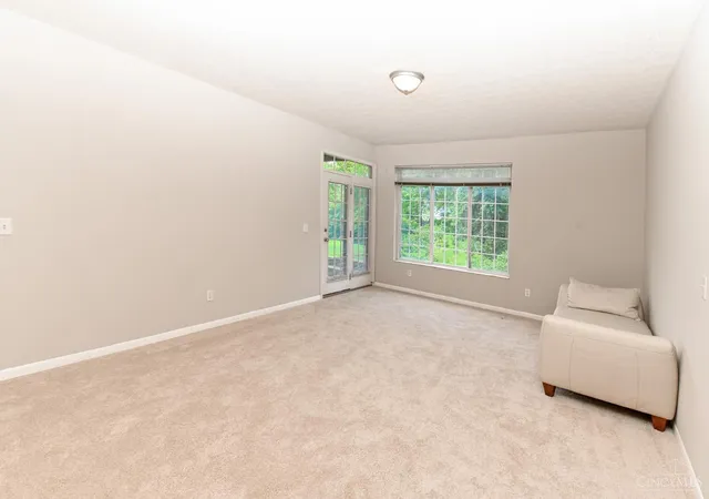 Listing Photo 5 - Condo for sale in building located at 4240 Endeavor Dr, Colerain Twp, OH 45252 - Unit #103