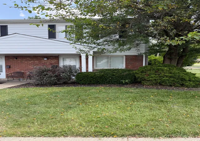 1st image of 1556 Meredith Dr #1, Springfield Twp., OH 45231 | MLS# 1890128