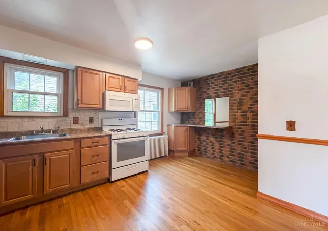 2nd image of 6971 Warder Dr, Springfield Twp., OH 45224 | MLS# 1891367
