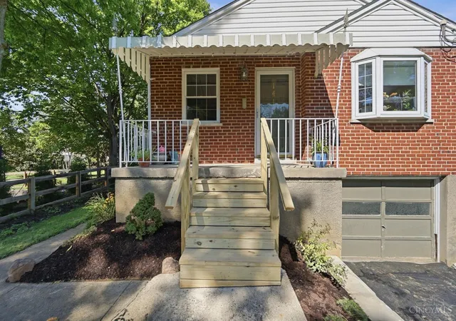 Photo 3 of Single family home for sale at 1415 West Ave, Wyoming, OH 45215 | MLS# 1891235 | Listing updated on 2026-09-09