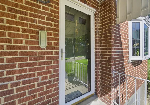 Photo 4 of Single family home for sale at 1415 West Ave, Wyoming, OH 45215 | MLS# 1891235 | Listing updated on 2026-10-13