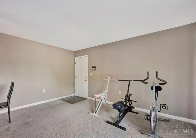 Listing Photo 4 - Condo for sale in building located at 5970 Colerain Ave, Cincinnati, OH 45239 - Unit #13