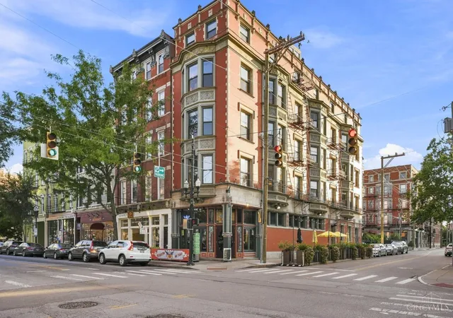 1st image of 1237 Vine #5, Cincinnati, OH 45202 | MLS# 1891076