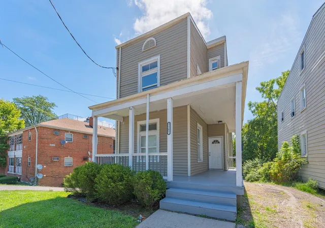 Photo 3 of Single family home for sale at 2787 Montana, Cincinnati, OH 45211 | MLS# 1891246 | Listing updated on 2026-09-17