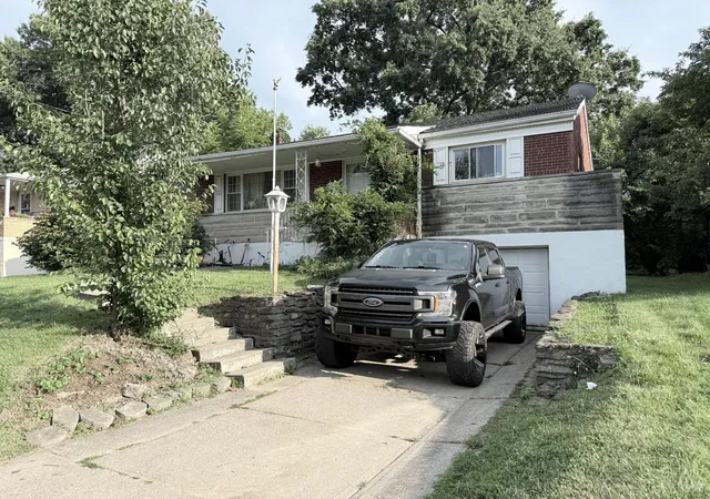 Photo 2 of Single family home for sale at 3335 Stevie Ln, Green Twp, OH 45239 | MLS# 1889071 | Listing updated on 2026-08-24