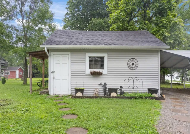 4th image of 124 Clark St, Bethel, OH 45106 | MLS# 1890668