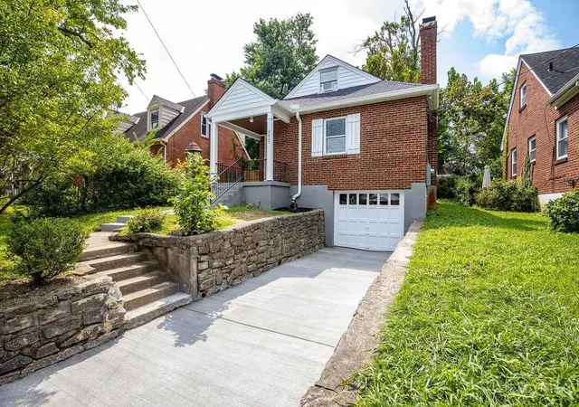 Photo 3 of Single family home for sale at 2625 Saint Albans Ave, Golf Manor, OH 45237 | MLS# 1891423 | Listing updated on 2026-08-24