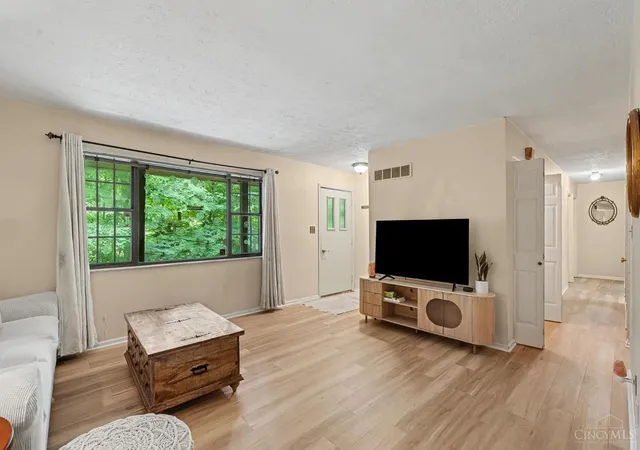 Photo 3 of Single family home for sale at 3208 Pitzer Rd, Tate Twp, OH 45106 | MLS# 1891069 | Listing updated on 2026-09-09