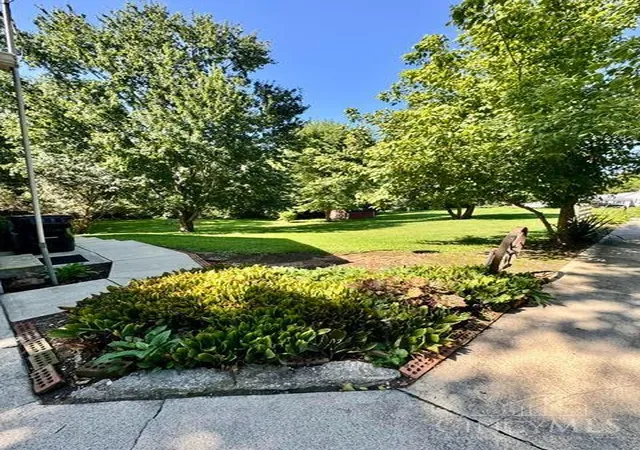 Photo 3 of Sale Pending at 392 E Sr 350, Washington Twp, OH 45177 | MLS# 1891304 | Listing updated on 2026-08-29