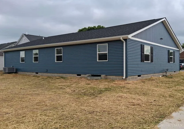 4th image of 70 W Church St, New Vienna, OH 45159 | MLS# 1891390