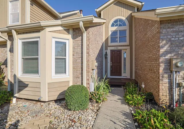 Photo 3 of Townhouse for sale at 11760 Gable Glen Ln, Symmes Twp, OH 45249 | MLS# 1891491 | Listing updated on 2026-09-09