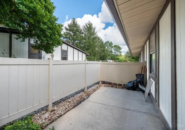 3rd image of 9447 Willowgate Dr, Colerain Twp, OH 45251 | MLS# 1891499