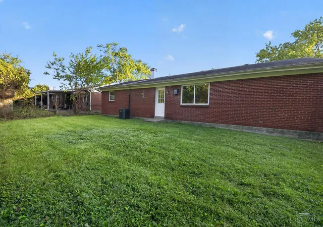 Photo 4 of Single family home for sale at 1959 Lotushill Dr, Springfield Twp., OH 45240 | MLS# 1888631 | Listing updated on 2026-10-06