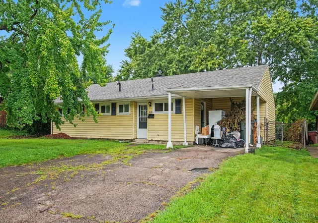 Photo 1 of Single family home for sale at 8633 Daly Rd, Springfield Twp., OH 45231 | MLS# 1890220 | Listing updated on 2026-08-26