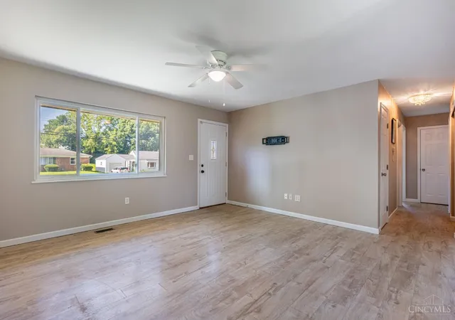 Photo 3 of Single family home for sale at 445 4Th, Franklin, OH 45005 | MLS# 1891708 | Listing updated on 2026-08-26