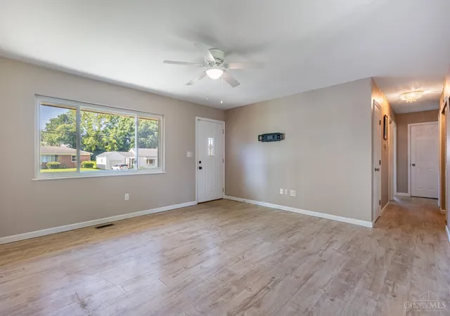 Photo 4 of Single family home for sale at 445 4Th, Franklin, OH 45005 | MLS# 1891708 | Listing updated on 2026-08-26