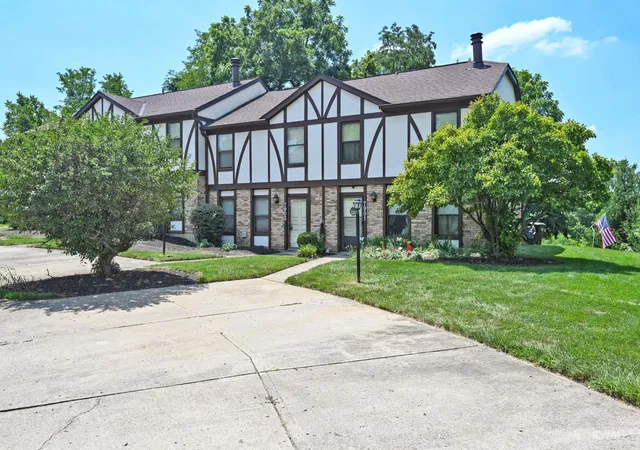 3rd image of 7903 Tall Timbers Dr, Miami Twp, OH 45052 | MLS# 1891743