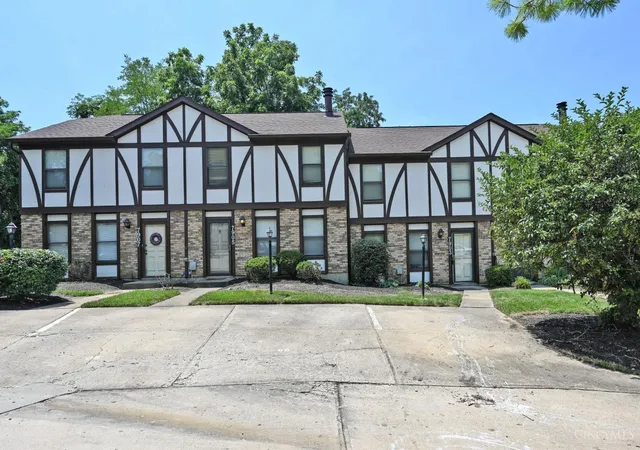 4th image of 7903 Tall Timbers Dr, Miami Twp, OH 45052 | MLS# 1891743