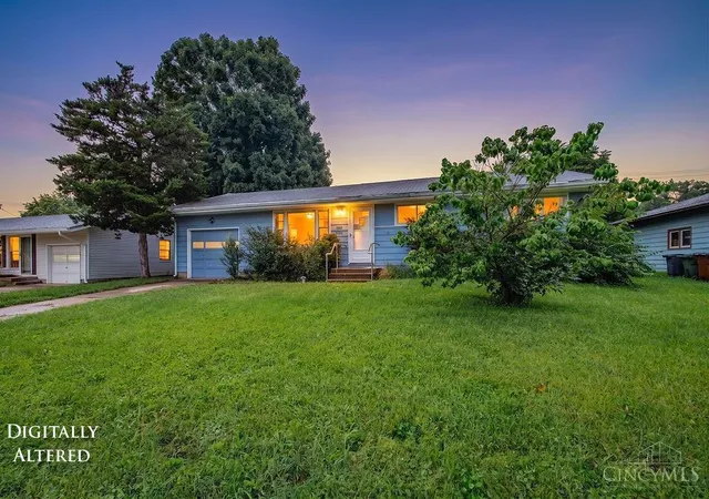 3rd image of 1626 N Washington Blvd, Hamilton, OH 45013 | MLS# 1890812