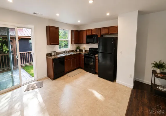 Photo 3 of Single family home for sale at 53 Charmalee Dr, Batavia Twp, OH 45102 | MLS# 1891502 | Listing updated on 2026-09-04