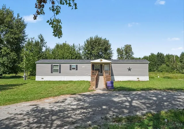 Single family home for sale at 3215 Snider Malott Rd, Sterling Twp, OH 45154 | MLS# 1891744