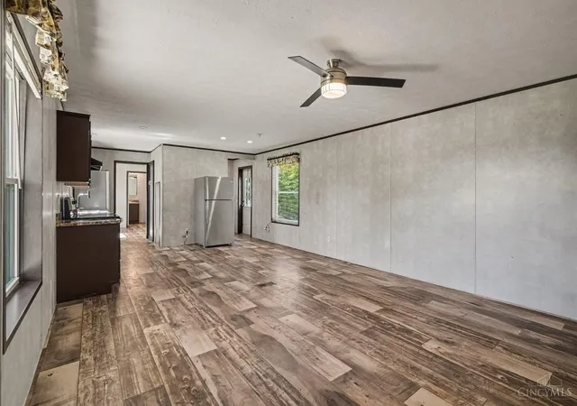 Photo 2 of Single family home for sale at 3215 Snider Malott Rd, Sterling Twp, OH 45154 | MLS# 1891744 | Listing updated on 2026-09-14
