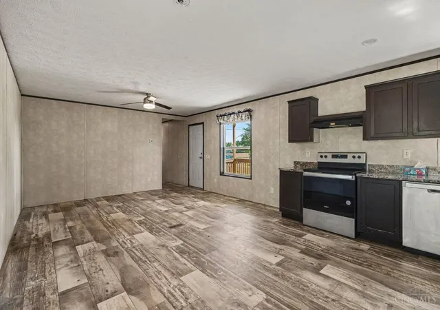 Photo 4 of Single family home for sale at 3215 Snider Malott Rd, Sterling Twp, OH 45154 | MLS# 1891744 | Listing updated on 2026-09-14