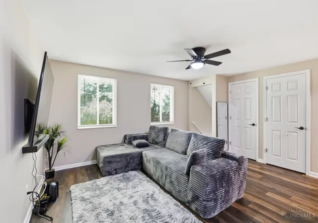Listing Photo 2 - Condo for sale in building located at 2436 Mustang Dr, Cincinnati, OH 45211