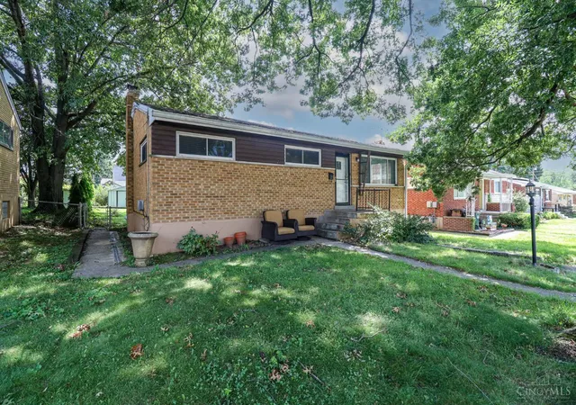 Photo 1 of Single family home for sale at 8328 Coghill Ln, Colerain Twp, OH 45239 | MLS# 1890771 | Listing updated on 2026-08-28