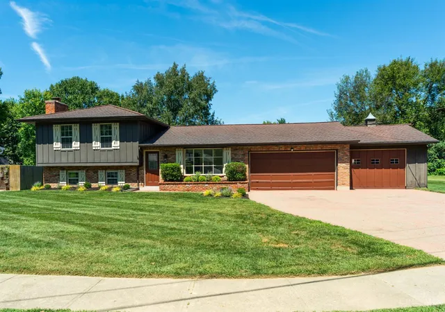 Single family home for sale at 5330 Sherry, Fairfield, OH 45014 | MLS# 1891757