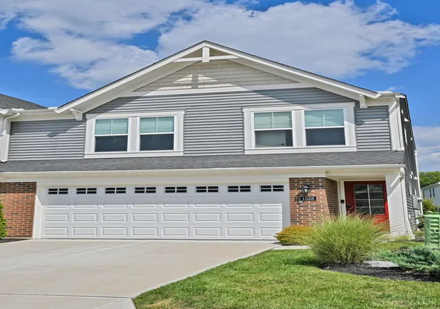 Photo 2 of Townhouse for sale at 1538 Summerview Ln, Miami Twp, OH 45150 | MLS# 1891908 | Listing updated on 2026-10-06